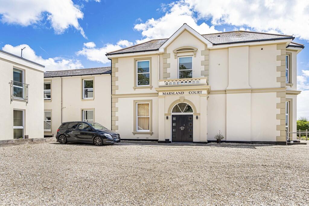 Main image of property: Dawlish Road, Teignmouth, TQ14 8FT