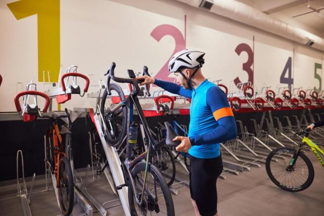 APCycleHubMar2023353L.jpg
