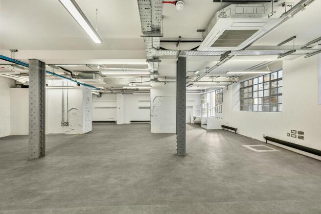 Hall 3.jpg