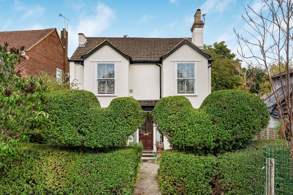 Main image of property: Blanche Lane, South Mimms, EN6