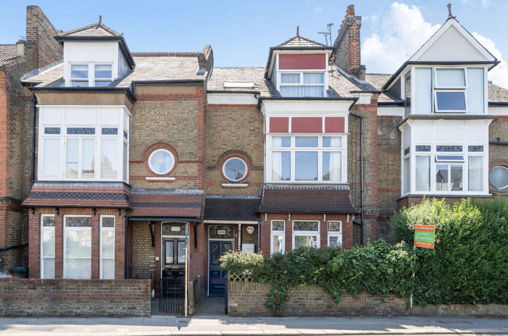 Main image of property: Fortis Green, London, N2