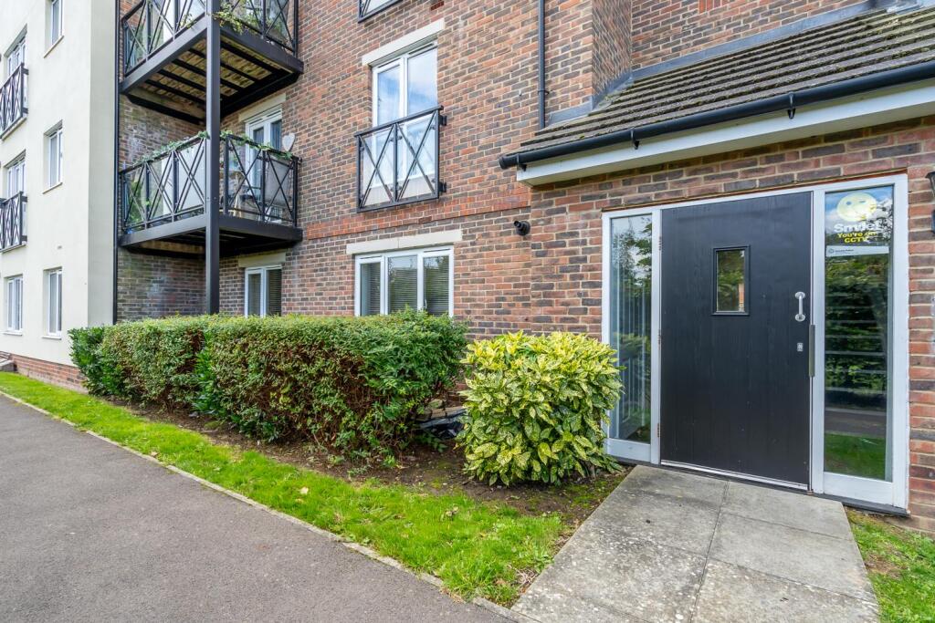 Main image of property: Broom Field Way, Felpham