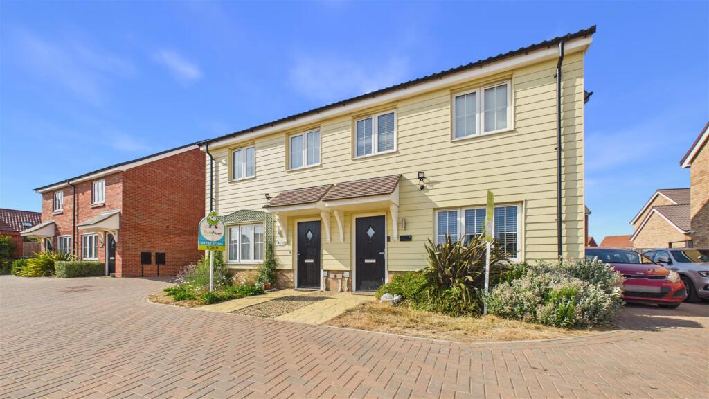 Main image of property: Craigmore Close, Bourne