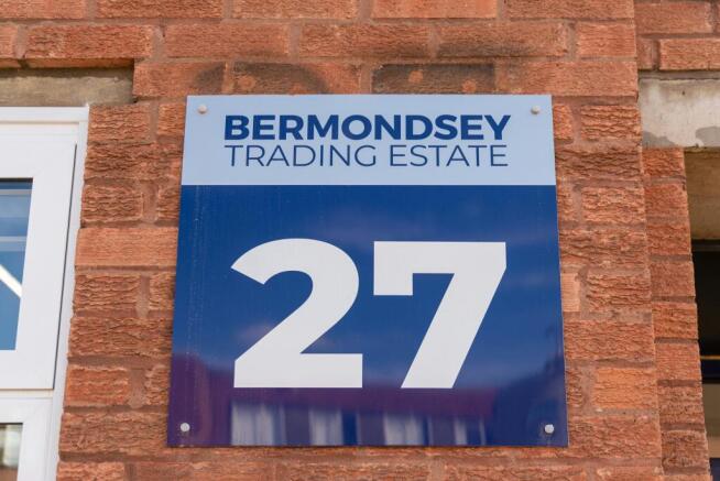 Bermondsey 27 INT  July 202514.jpg