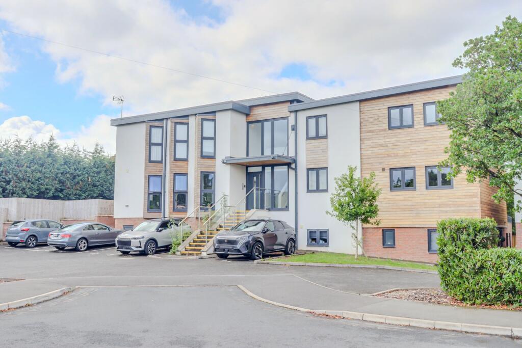 Main image of property: Barry Close, Kirby Muxloe, LE9