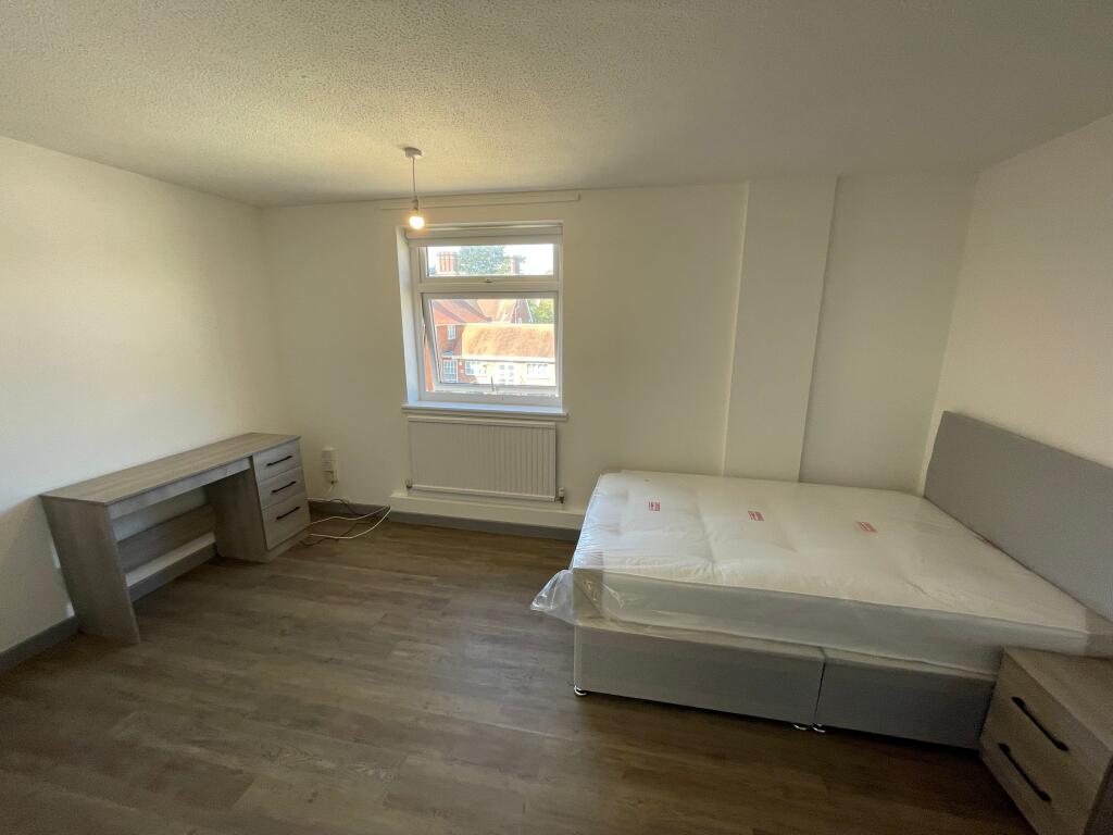 Main image of property: Pearson Square Doctor's Block