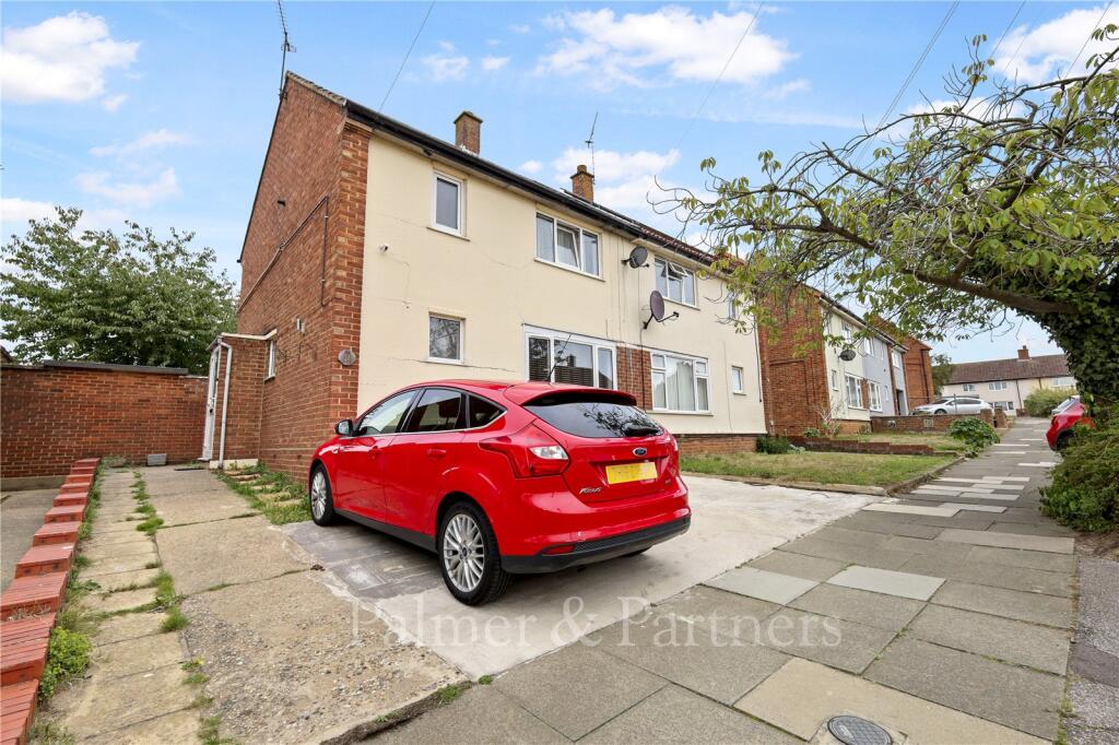 Main image of property: Gannet Road, Ipswich, Suffolk, IP2