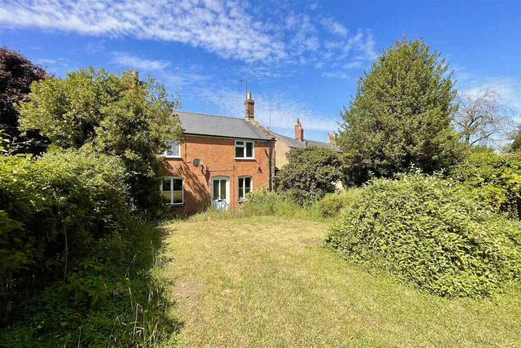 Main image of property: High Street, Hook Norton - No Onward Chain
