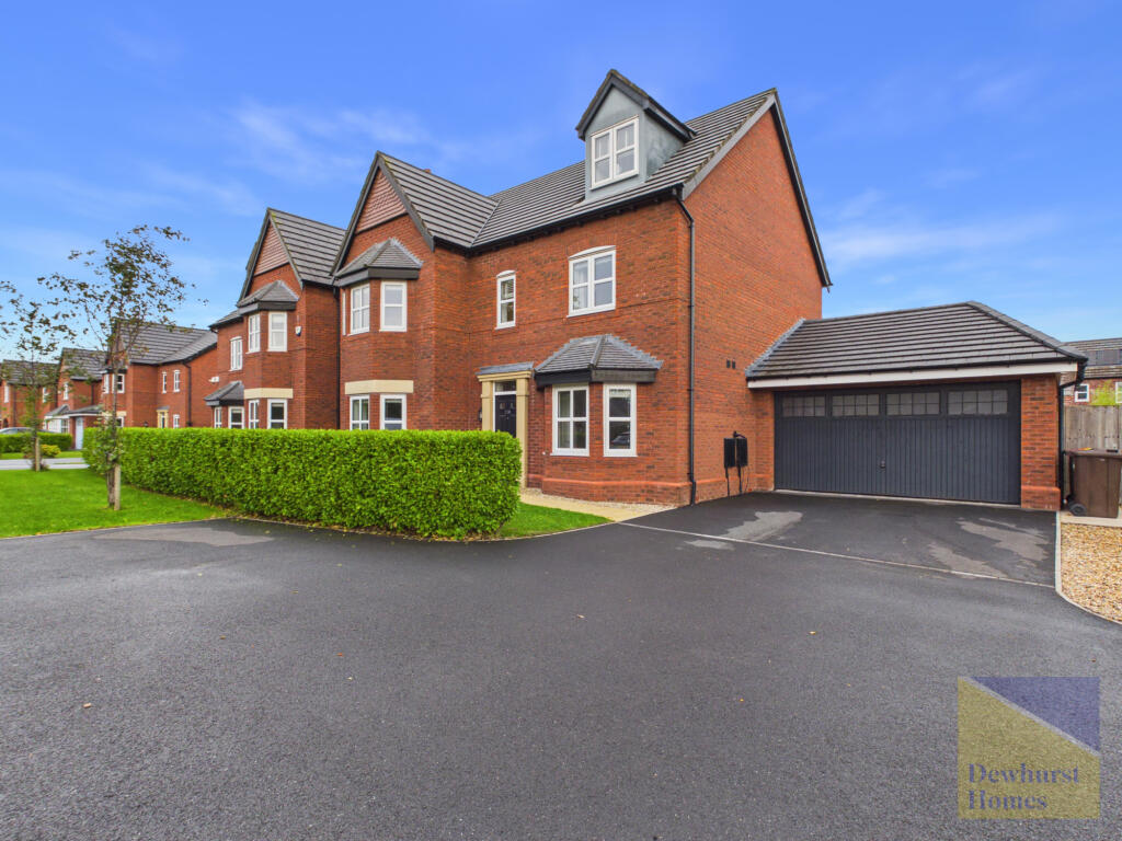 Main image of property: Hoyles Lane, Cottam, PR4