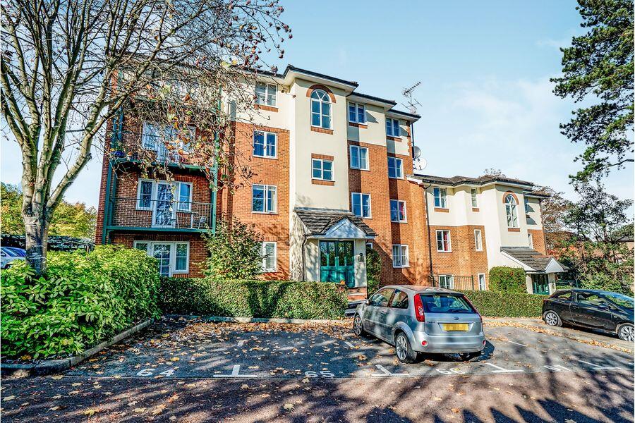 Main image of property: Alexandra Park, Queen Alexandra Road, High Wycombe, HP11