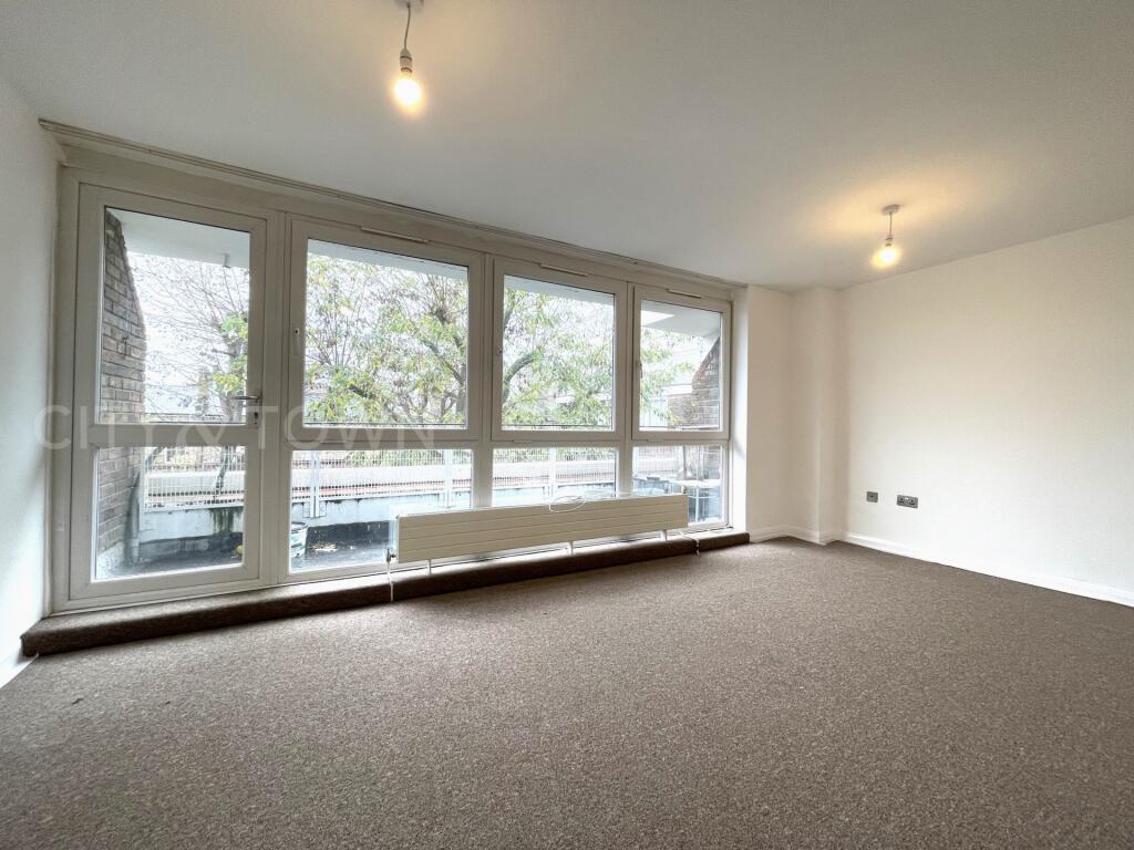 Main image of property: Hornsey Road, Islington, N19