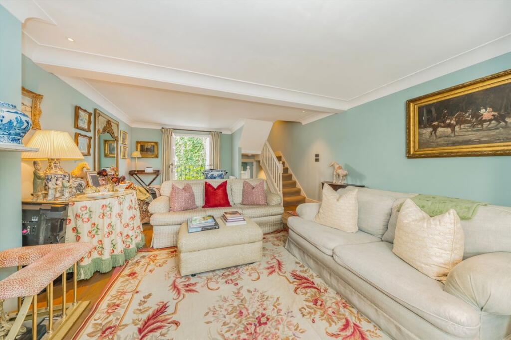 Main image of property: Billing Road, London