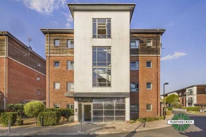 Eddleston Court  Riverside Close -013.jpg
