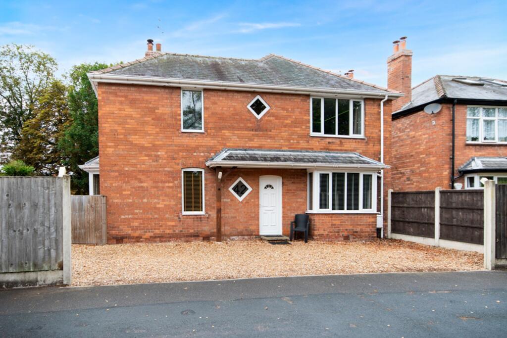 Main image of property: Pennington Walk, Retford, DN22