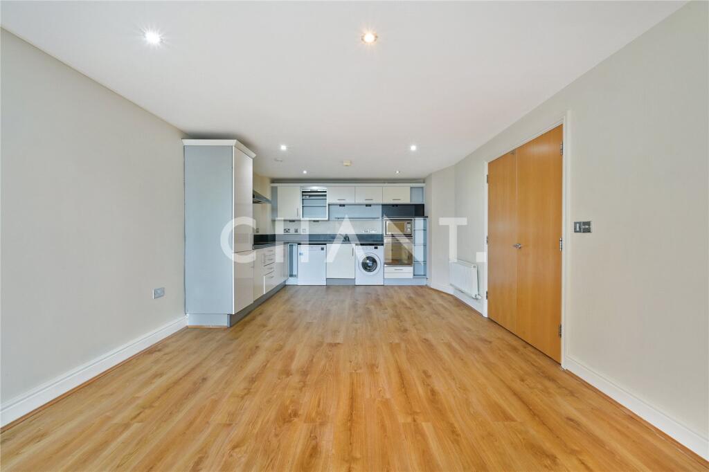 Main image of property: Kingsway, North Finchley, Barnet, London, N12