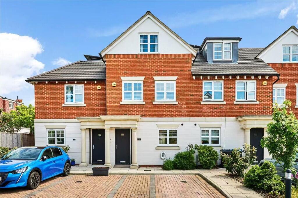 Main image of property: Bowling Green Mews, London, SW20