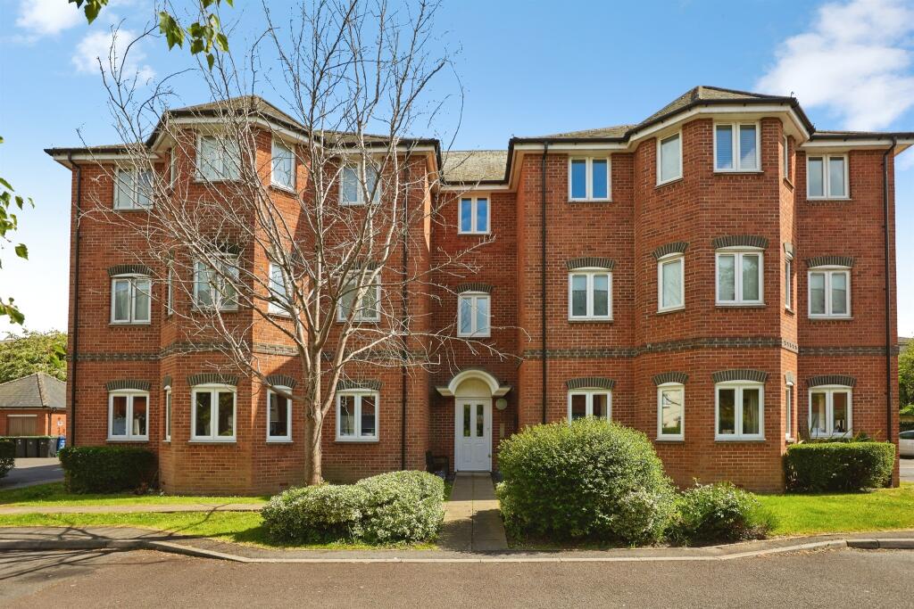 Main image of property: Oake Woods, Gillingham