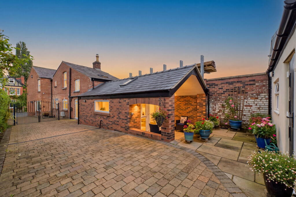 Main image of property: Booths Hill Road, Lymm, WA13 0DJ