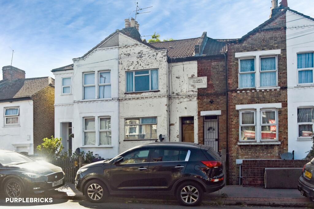 Main image of property: Whitehorse Road, Croydon, CR0