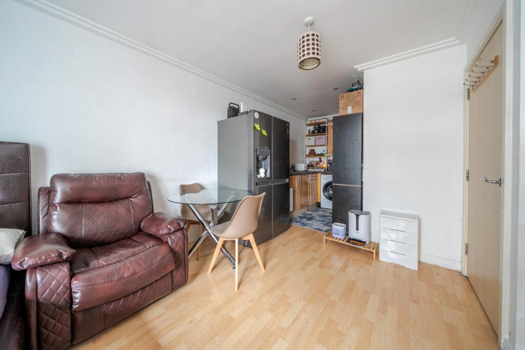 Main image of property: Victoria Road, Acton, London, W3