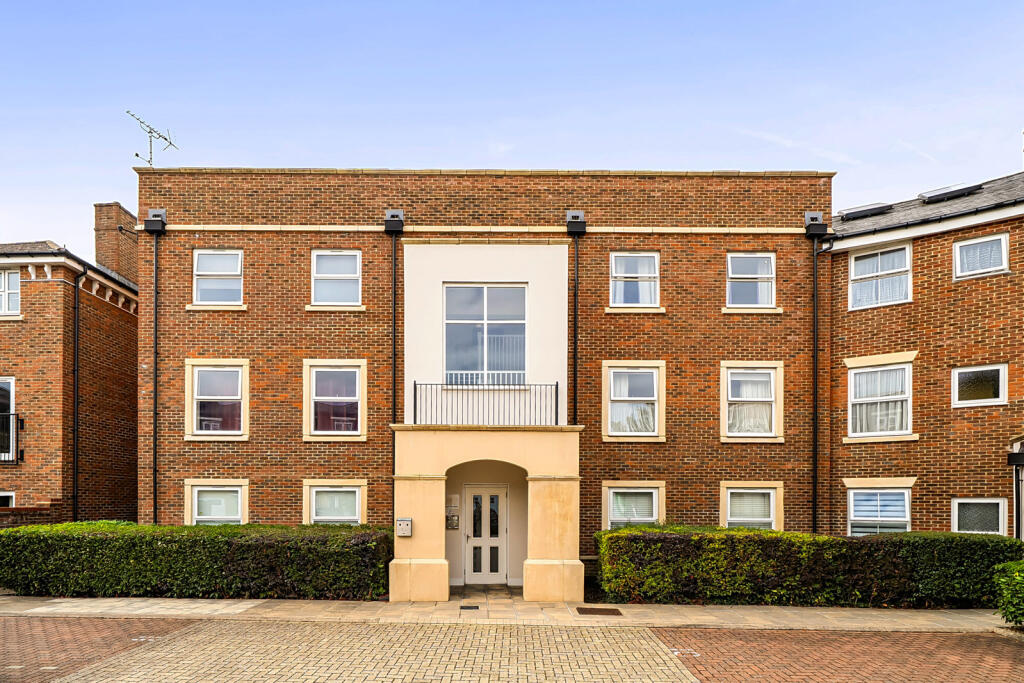 Main image of property: Sentry House, 8 Summer Gardens, Ickenham