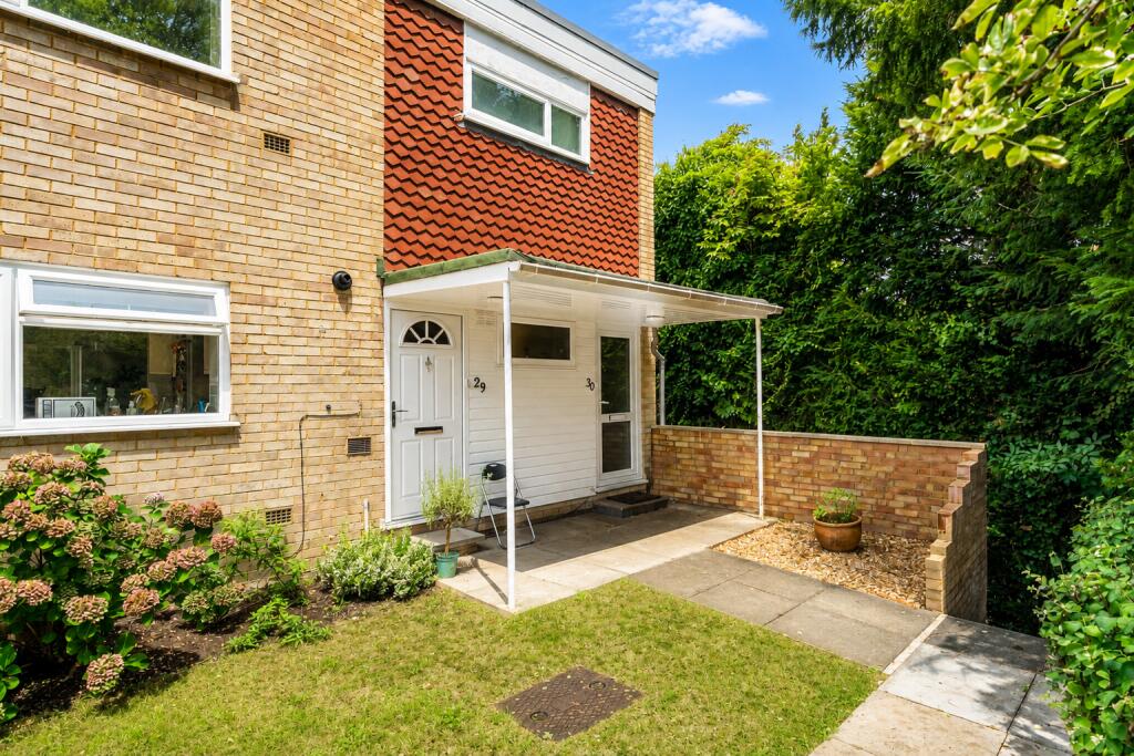 Main image of property: The Cedars, Milton Road, Harpenden, Hertfordshire, AL5