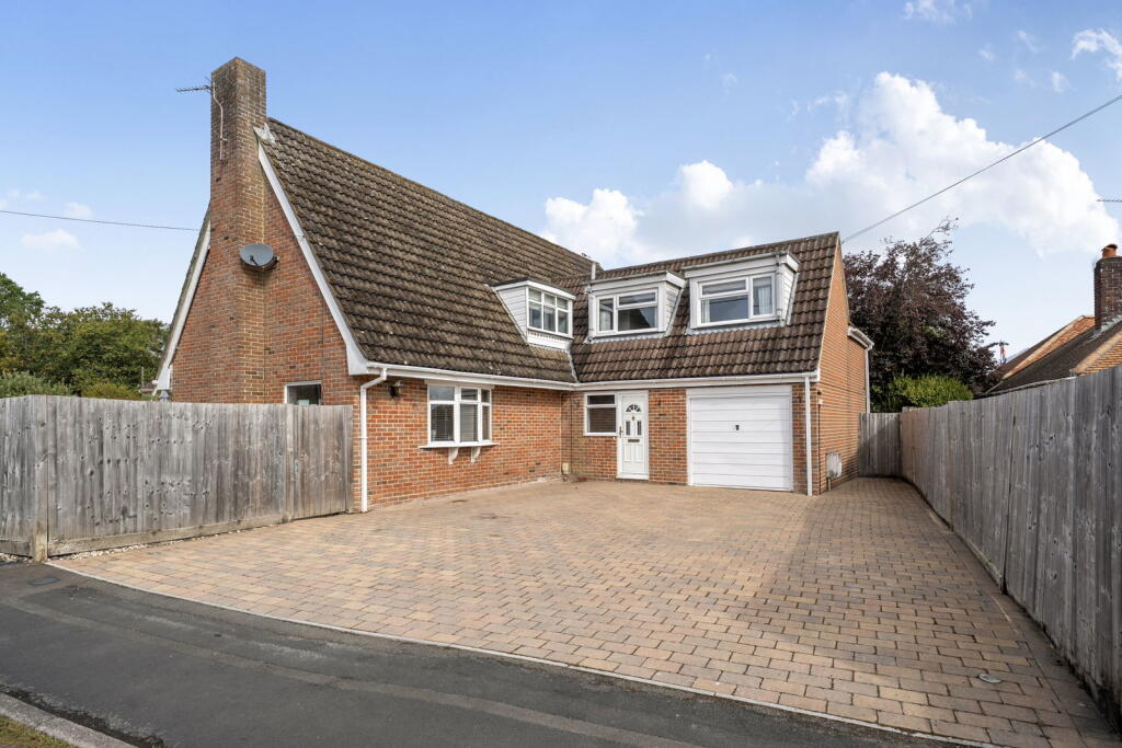 Main image of property: Church Road, Pamber Heath RG26 3DP