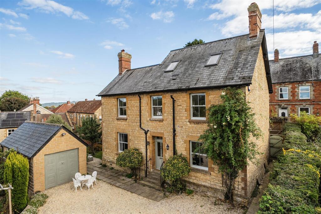Main image of property: Middle Path, Crewkerne