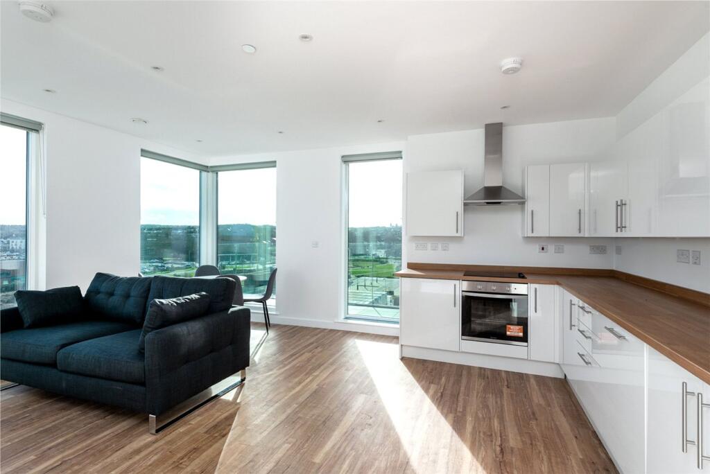 Main image of property: North House, Gillingham Gate Road, ME4