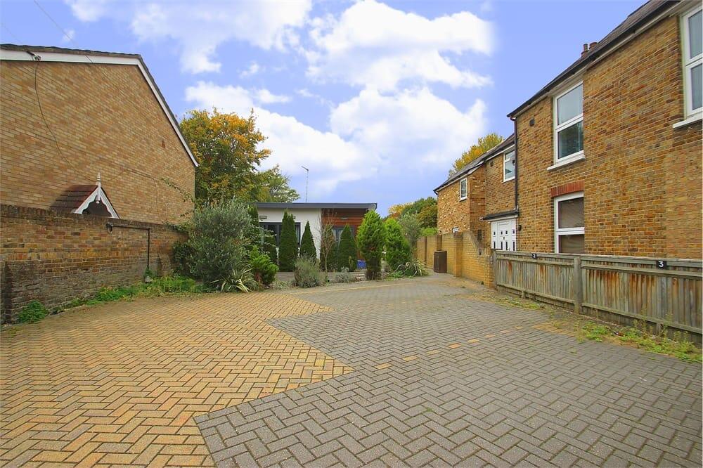 Main image of property: Albany Road, Old Windsor, SL4