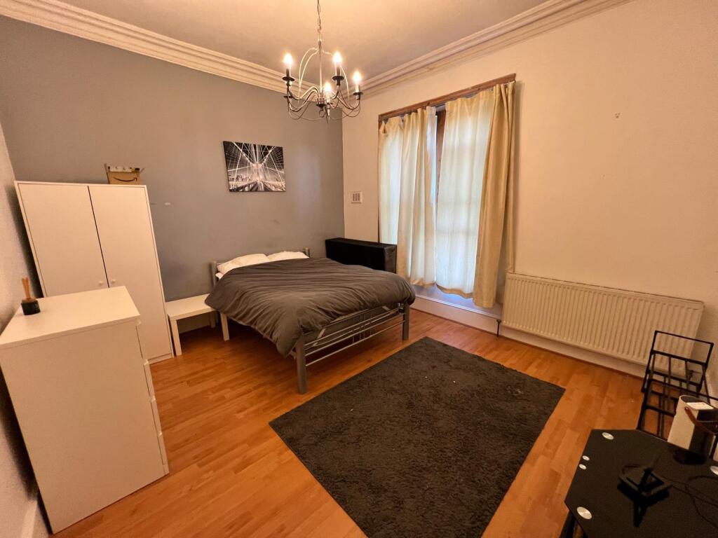 Main image of property: Nottingham Road, South Croydon, Croydon