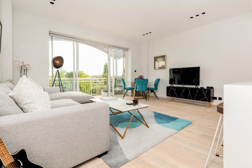 Main image of property: Kew Bridge Road Brentford TW8