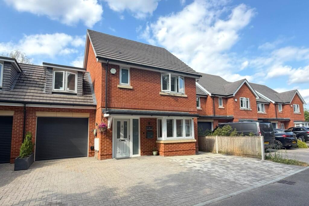 Main image of property: The Oaks, Ash, Surrey, GU12