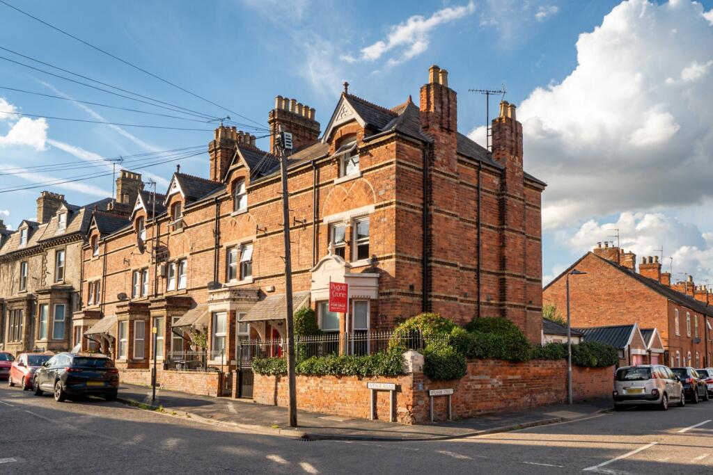 Main image of property: Eton House, 18 Avenue Road, Grantham, Lincolnshire, NG31