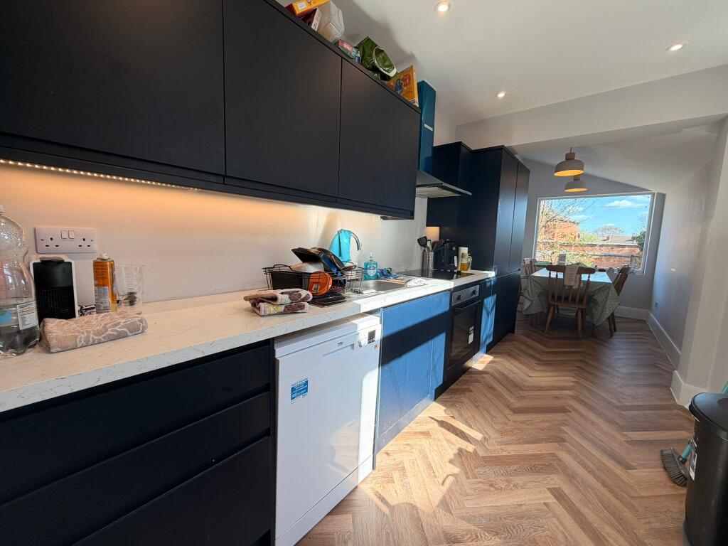 Main image of property: Earlsdon Avenue North, Coventry