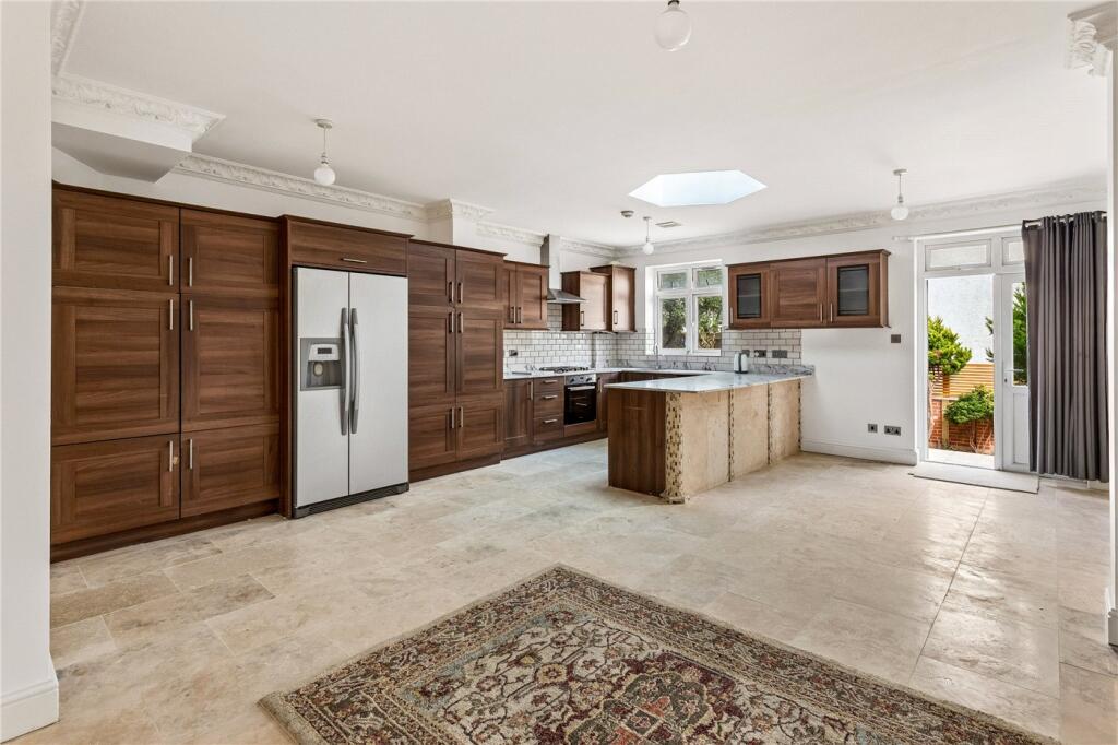 Main image of property: Topsham Road, London, SW17