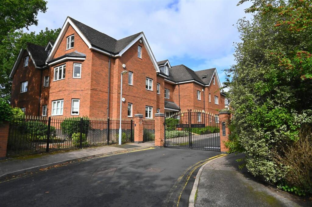 Main image of property: Oakhill Close, Birmingham, B17
