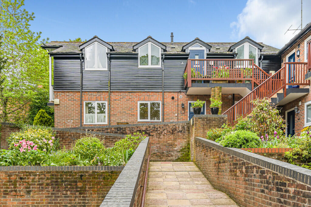Main image of property: The Old Forge, Streatley, Reading, Berkshire, RG8