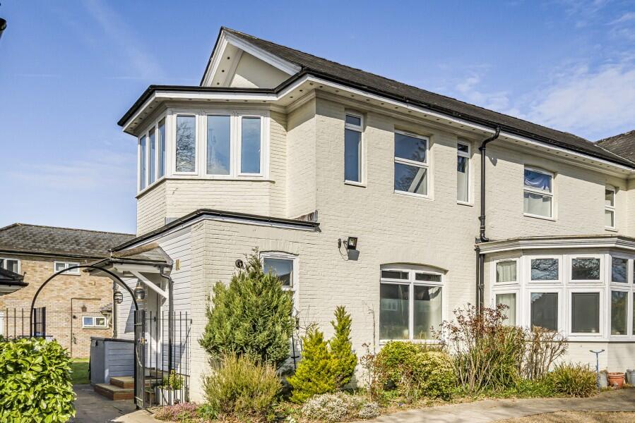 Main image of property: Walton-on-Thames, Surrey, KT12