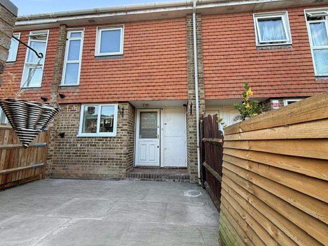 Main image of property: Sorrel Bank, Forestdale, Selsdon, South Croydon, CR0 9LW