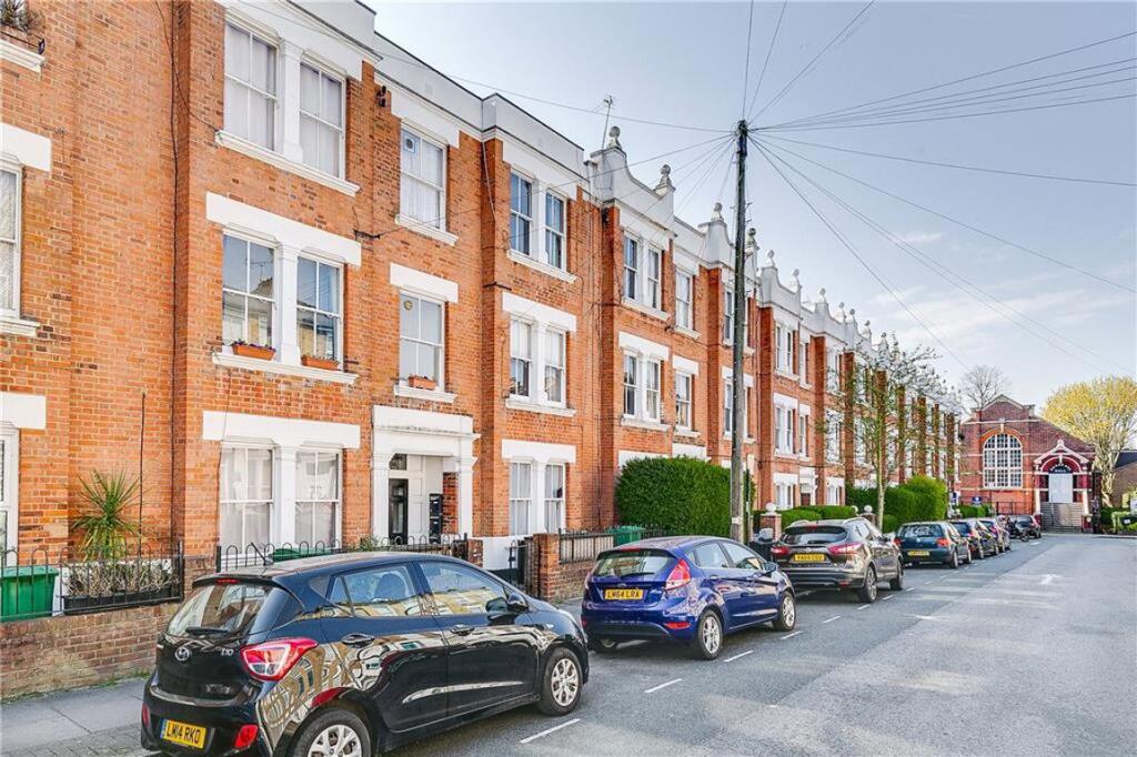 Main image of property: Hargrave Road, Archway