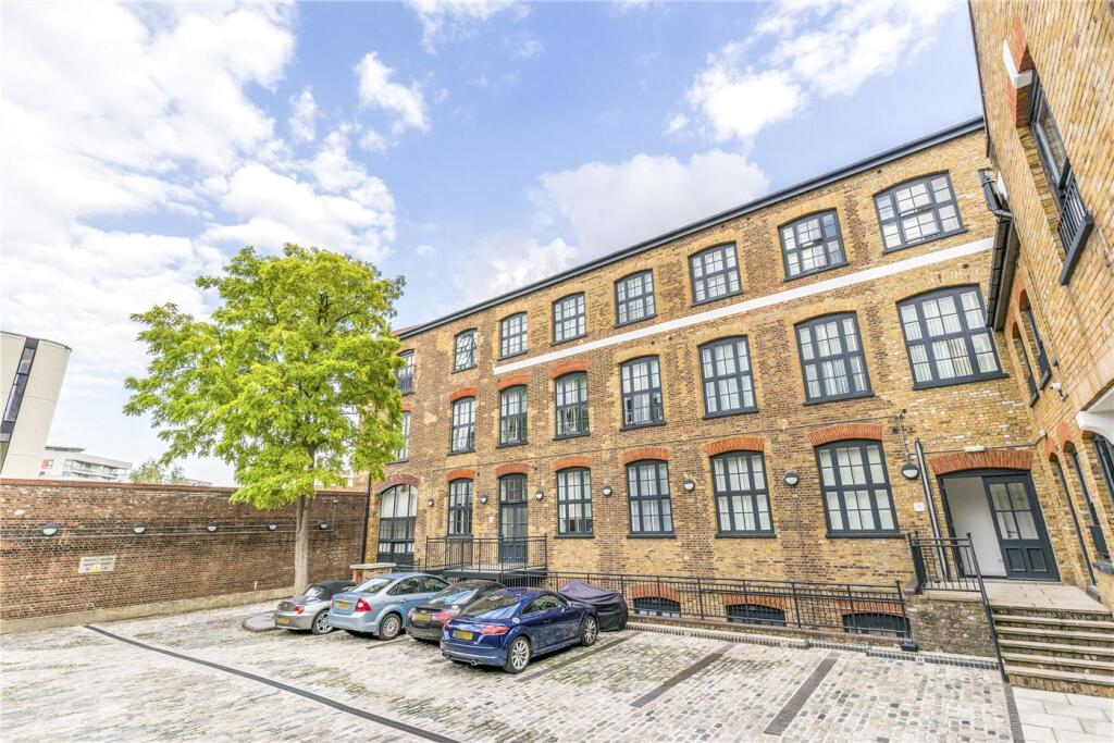Main image of property: Severn Court, 25 Clyde Square, London, E14