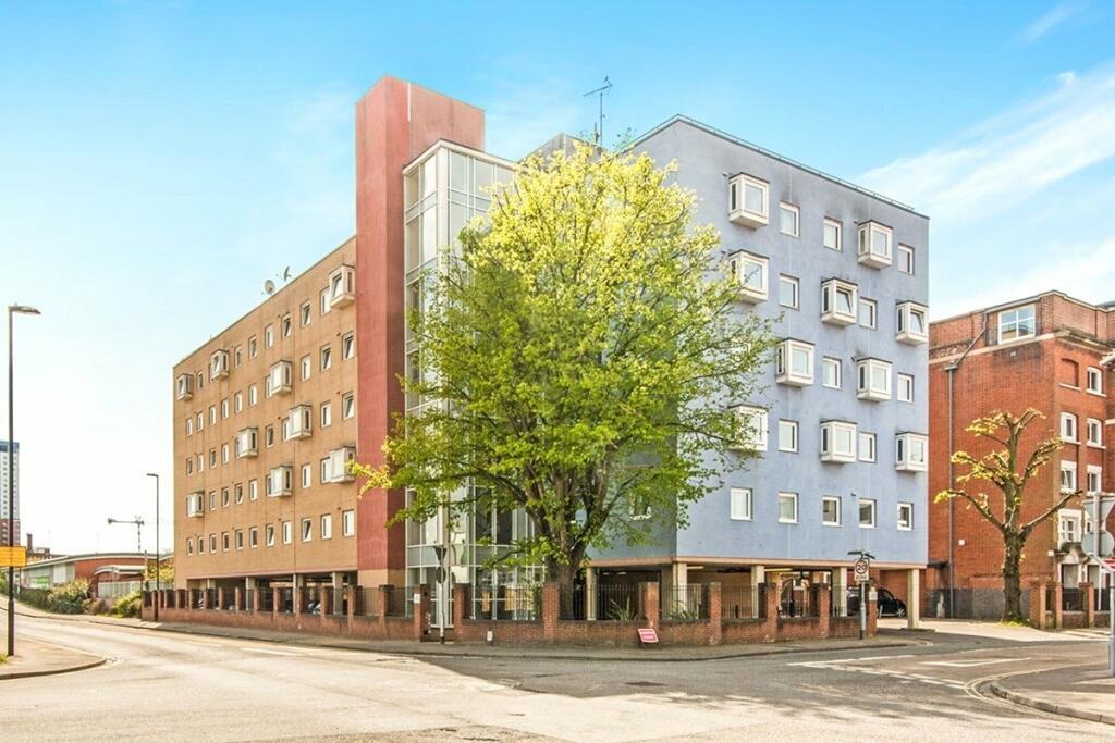 Main image of property: Chapel Annexe, 8 Anglesea Terrace, SO14