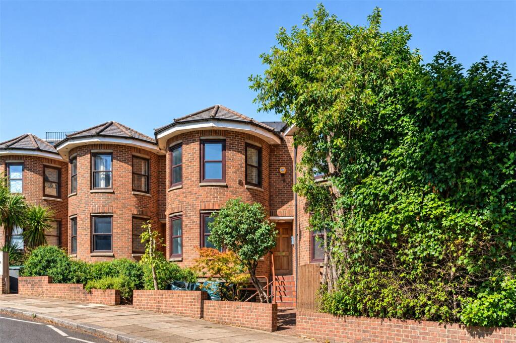 Main image of property: Wolseley Road, London, N8