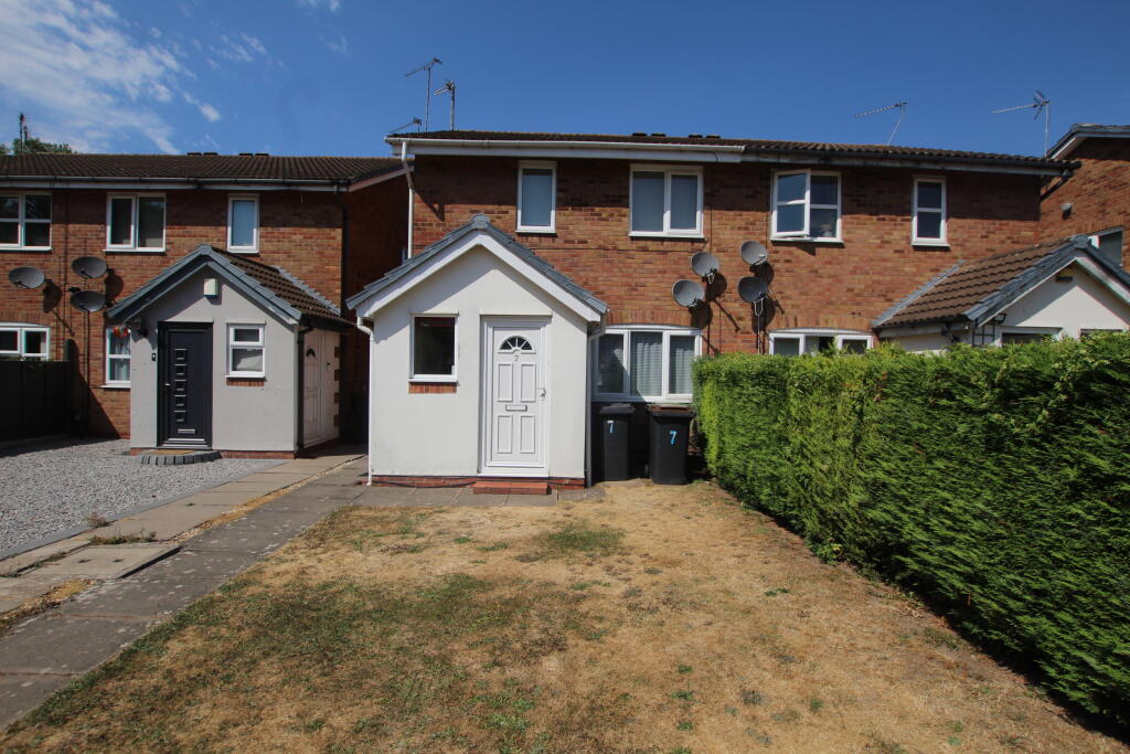 Main image of property: Avebury Close,Crow Hill,Nuneaton,CV11