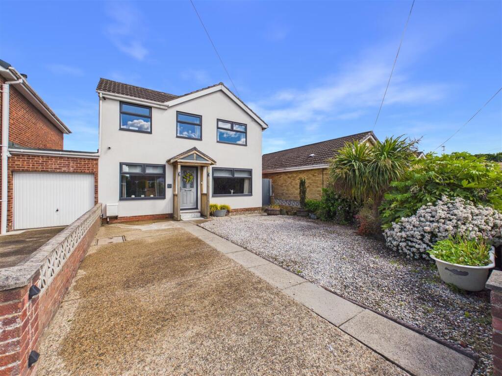 Main image of property: Oakwood Close, Anlaby Common