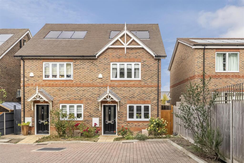 Main image of property: Winchester Mews, Worcester Park
