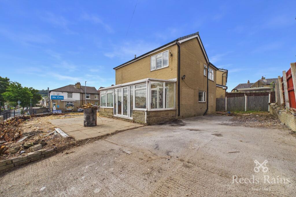 Main image of property: Long Lane, Dalton, Huddersfield, West Yorkshire, HD5