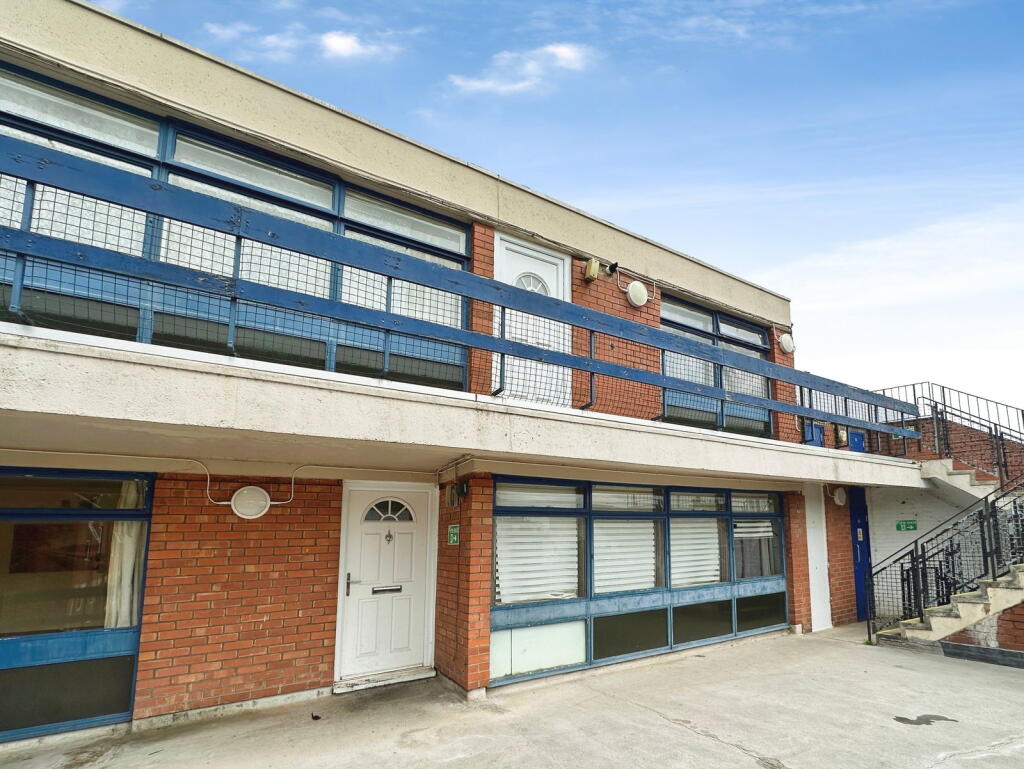 Main image of property: Front Street, Birstall, Leicester, LE4 4DP