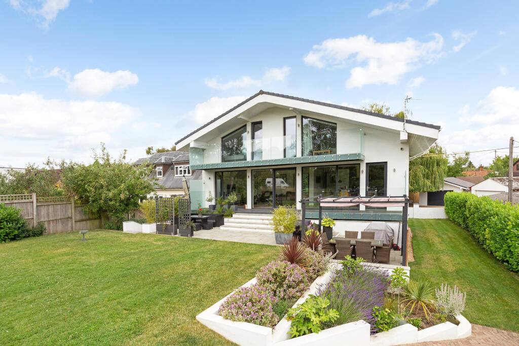 Main image of property: Ham Island, Windsor, SL4